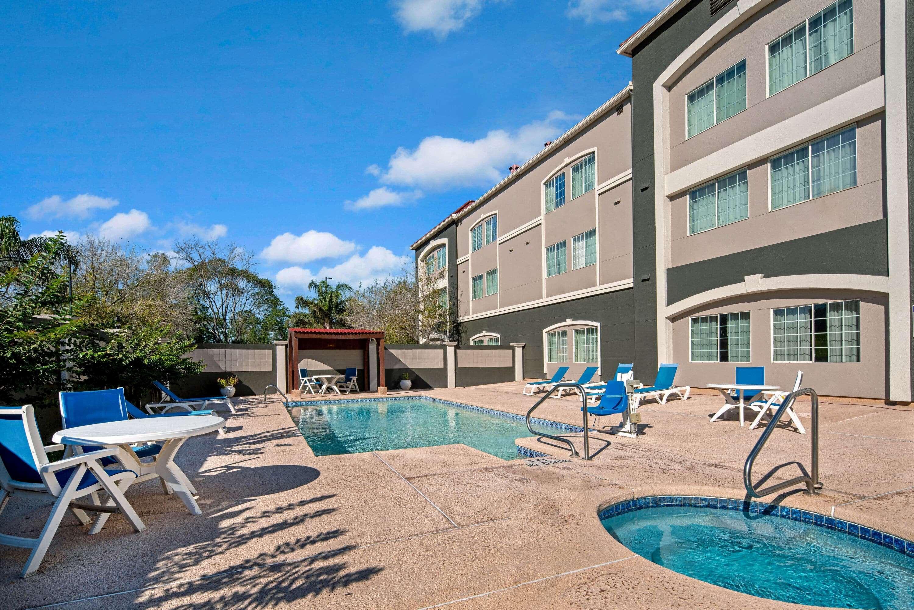 La Quinta By Wyndham Brownsville North Exterior photo