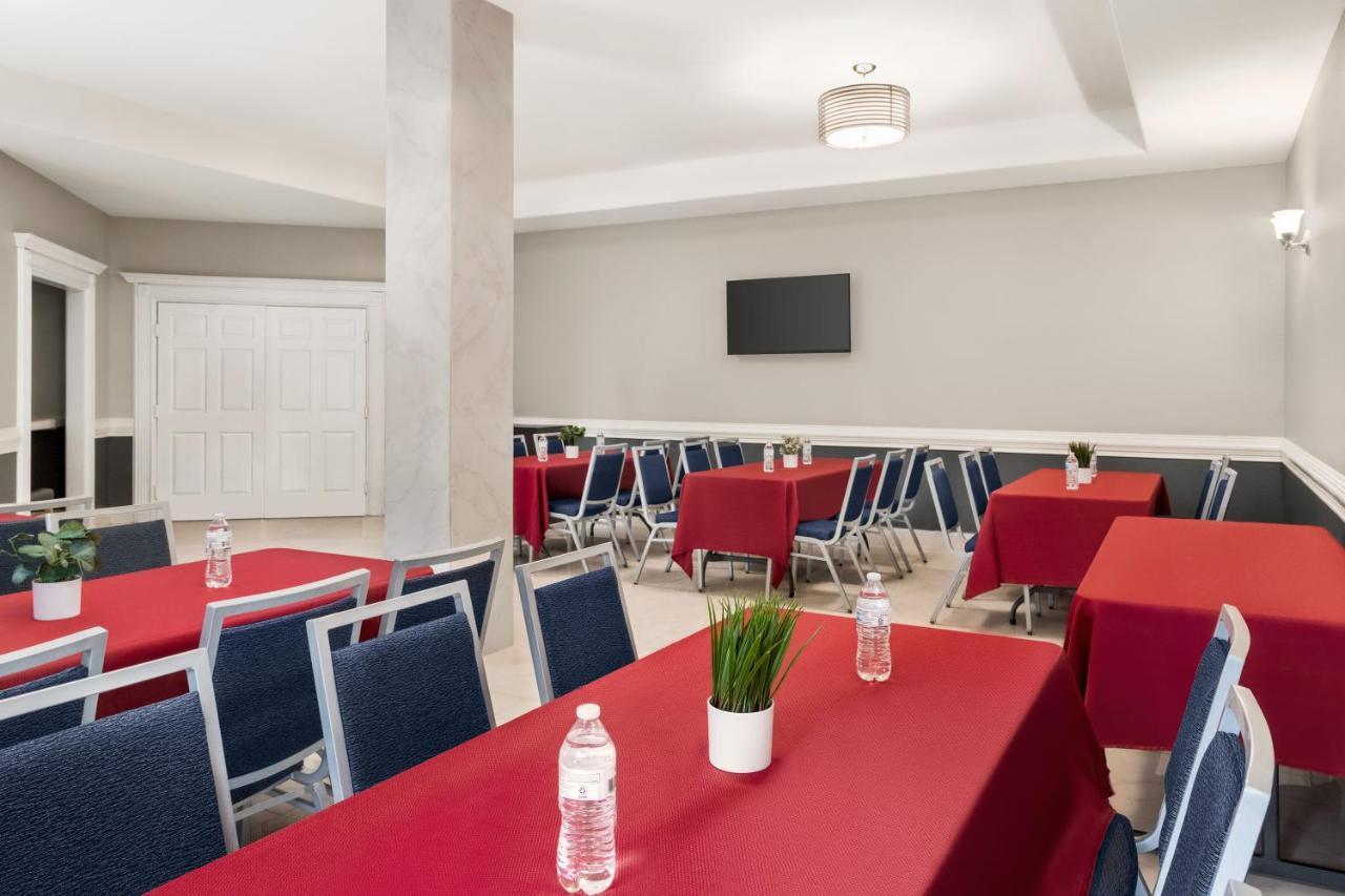 La Quinta By Wyndham Brownsville North Exterior photo